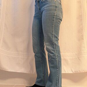 Levi's 525 boot cut blue jeans 8M (measurements below)